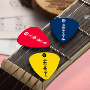 Personalised Guitar Picks – United Bracelets